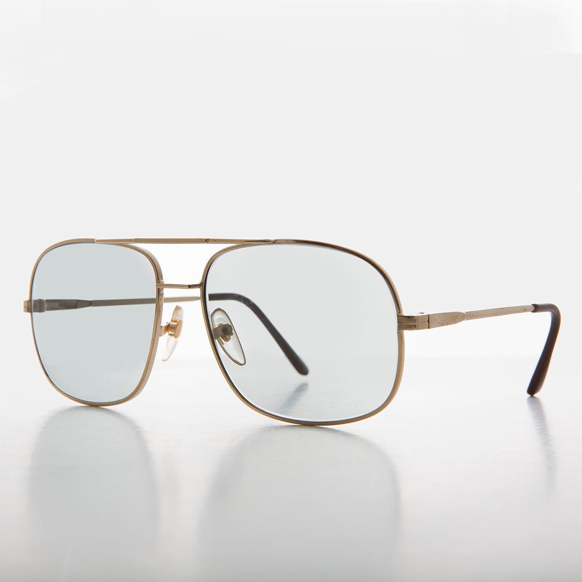 Vintage Aviator Sunglass with Glass Transition Lenses - Bandit