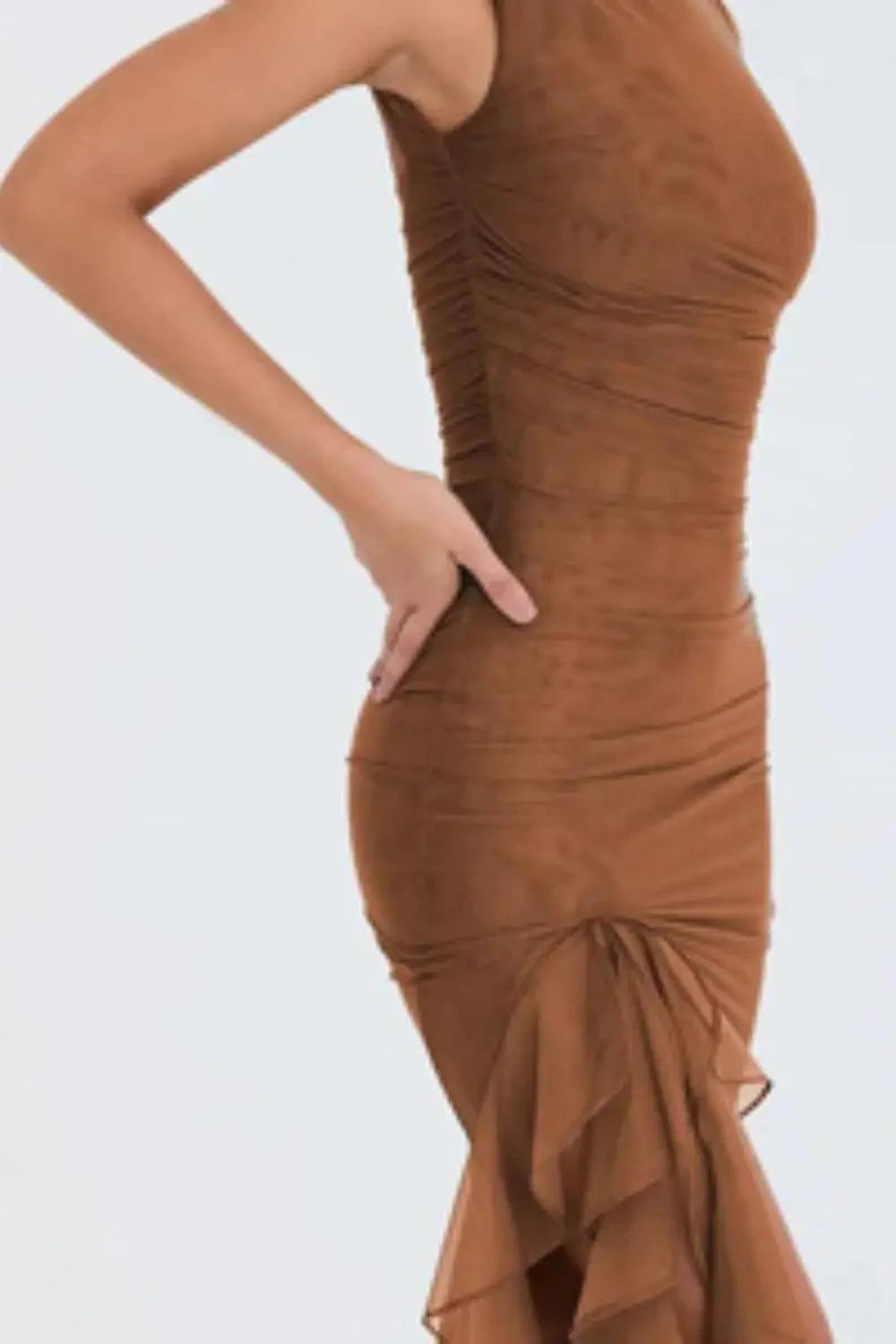 Chic Ruffled Elegance Midi Dress