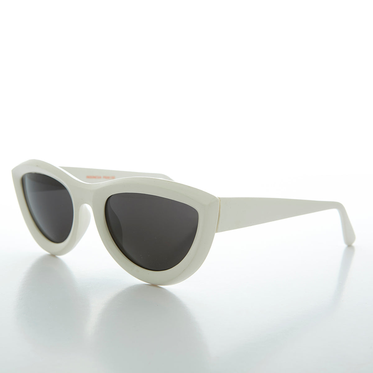 Rare Oversized Mod Cat Eye Chunky Sunglass - Big Momma