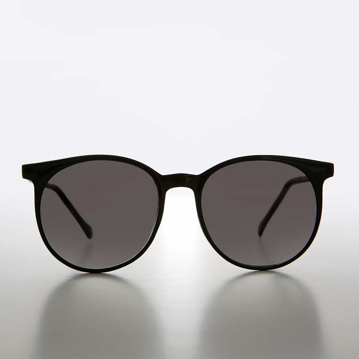 Round Large P3 Schoolboy Vintage Sunglass - Gates