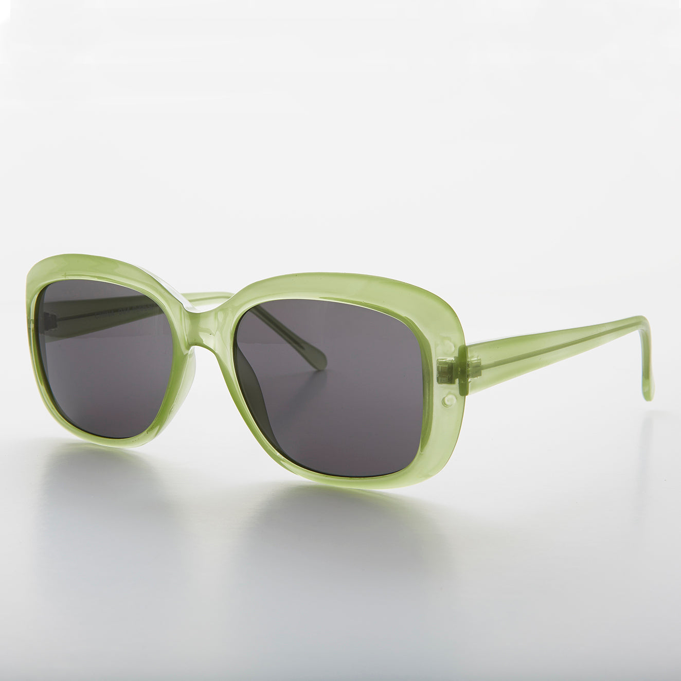 Square Retro Vintage Women's Sunglasses - Gwen