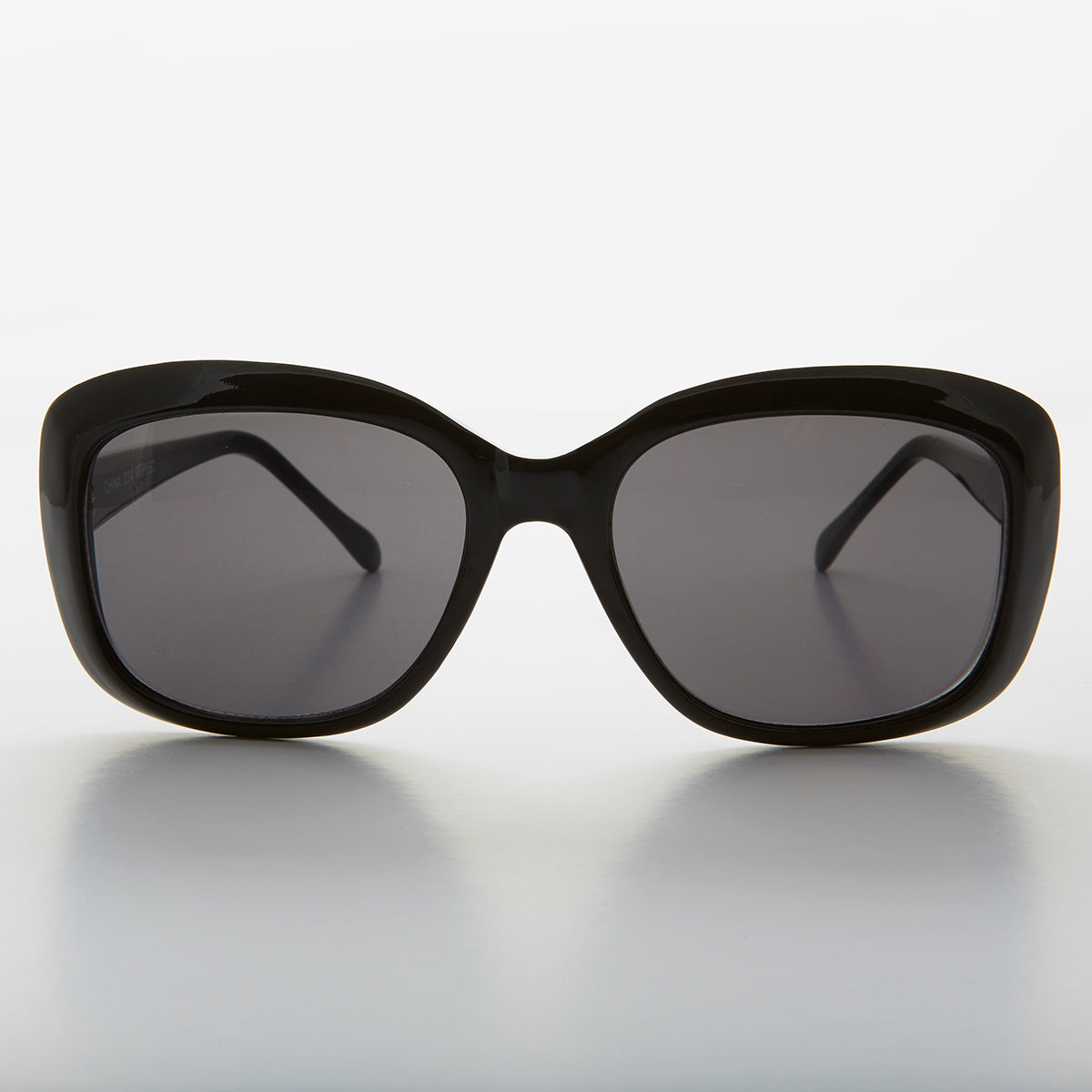 Square Retro Vintage Women's Sunglasses - Gwen