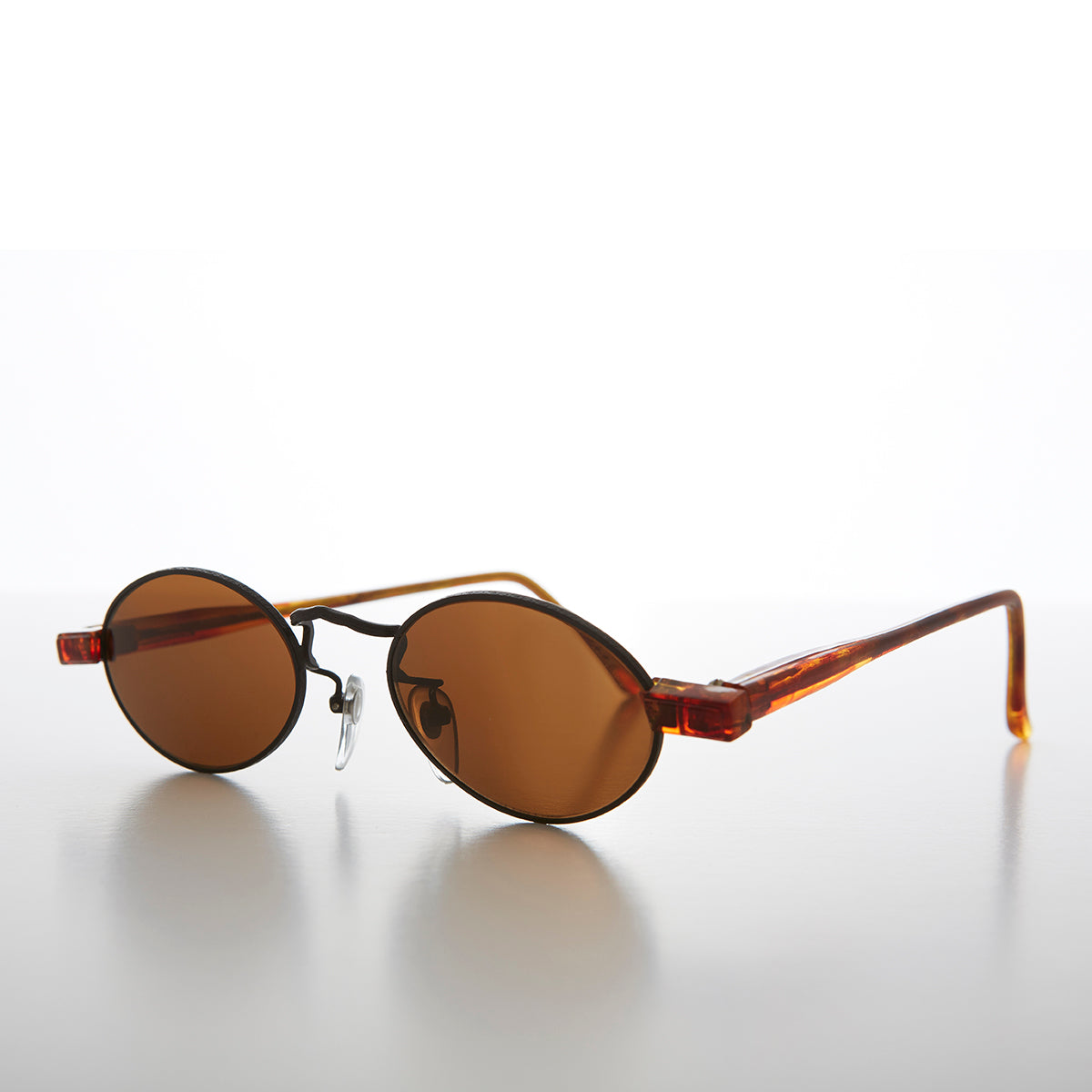 Small Oval Spectacle Style Vintage Sunglasses - Larkin