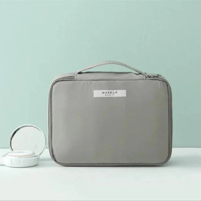 Chic Beauty Bag Organizer