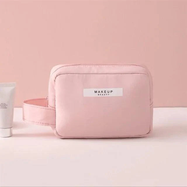 Chic Beauty Bag Organizer