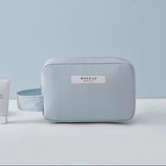 Chic Beauty Bag Organizer
