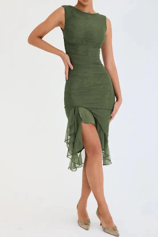 Chic Ruffled Elegance Midi Dress