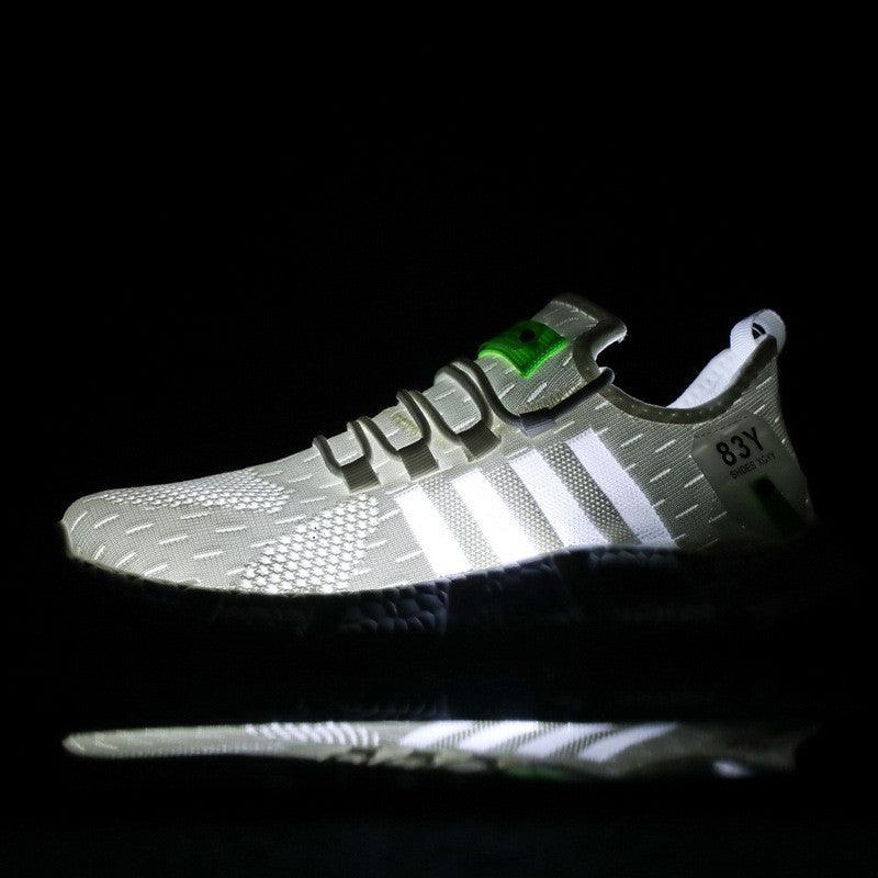 Men's Breathable Mesh Sports Shoes with Flying Weave Upper