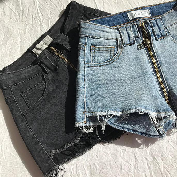 Xuan Ya High-Waisted Denim Shorts with Hip Zipper for Effortless Style