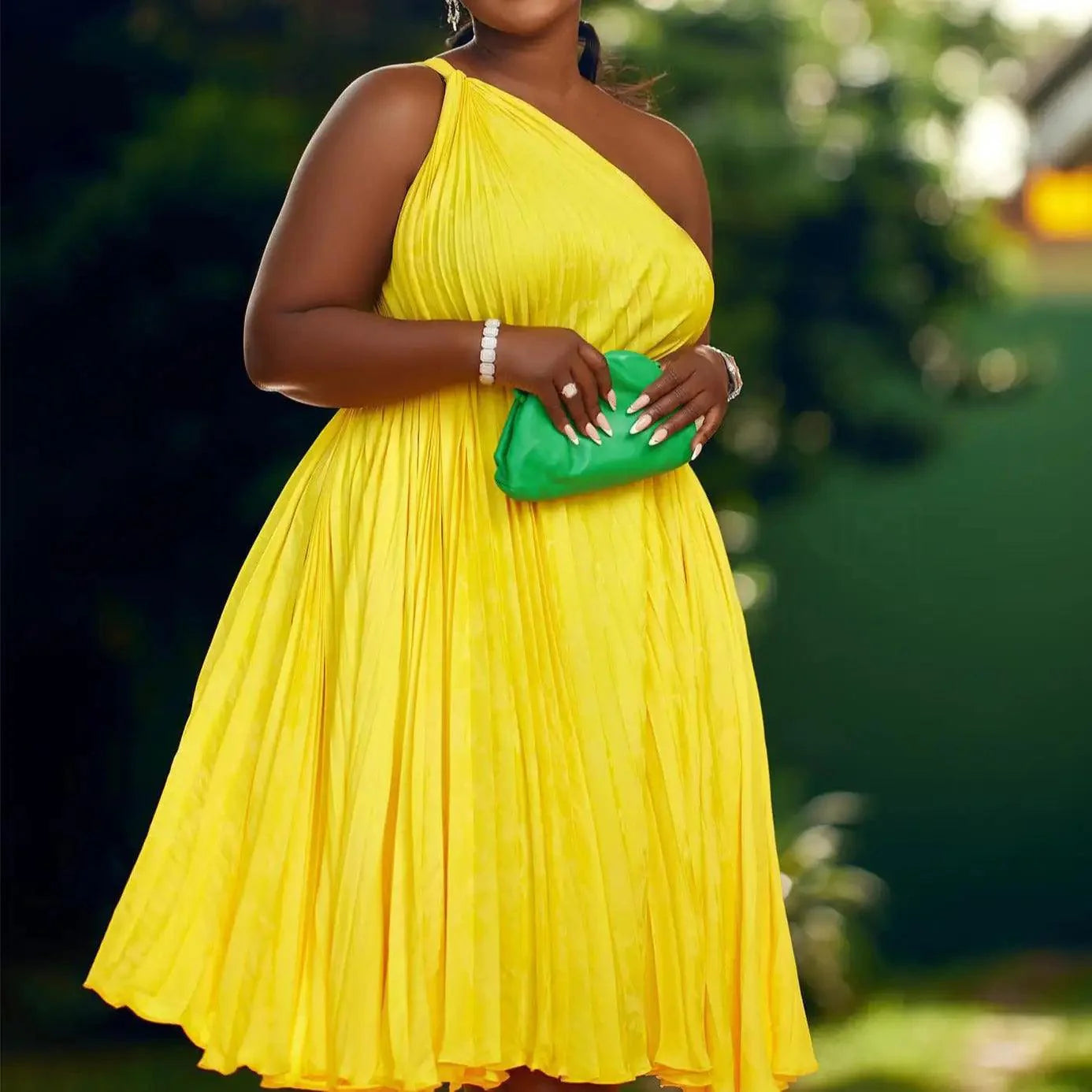 Luxe Couture Ruffle Midi Dress with Flowing Pleats for Effortless Elegance
