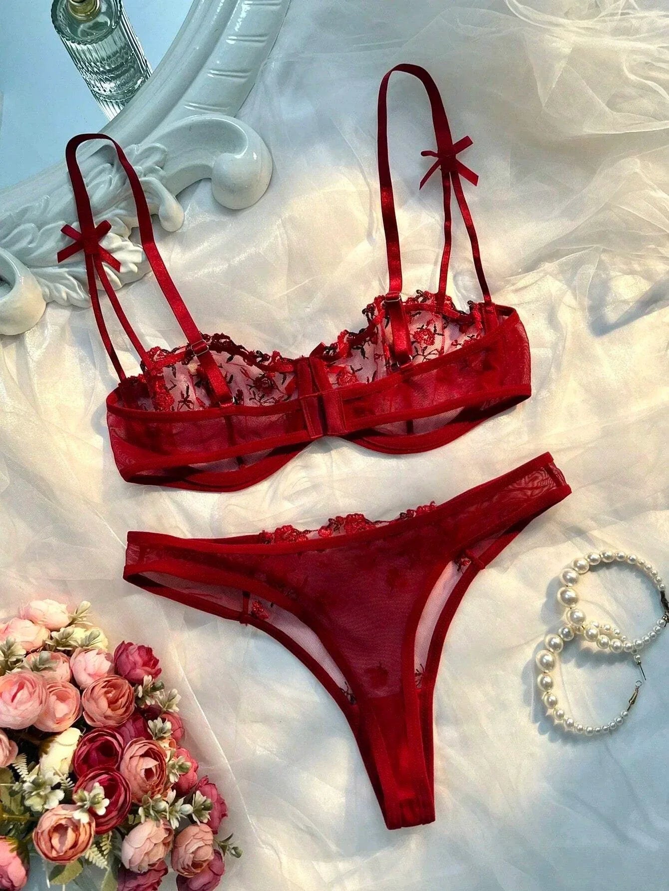Luxe Lingerie Floral Embroidery 2-Piece Set - Beautiful, Confident, and Alluring Women's Lingerie