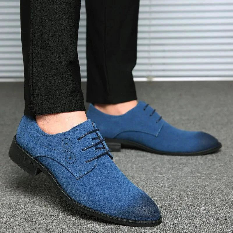 Mandotos Red Pointed Leather Shoes